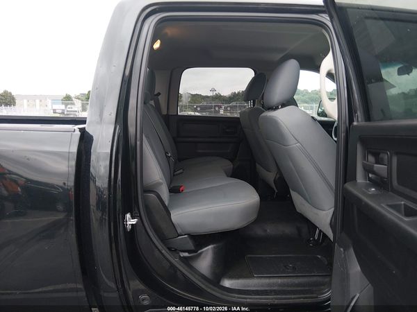 2018 RAM 3500 TRADESMAN  4X4 8' BOX — I8