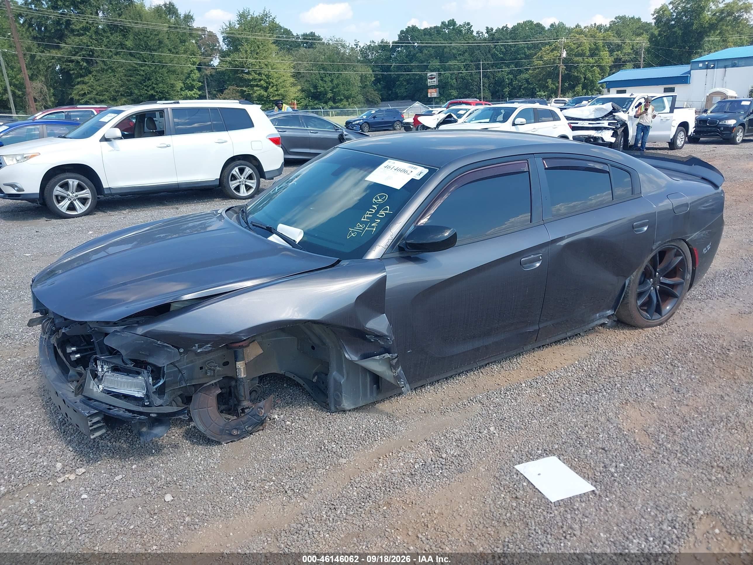 2016 DODGE CHARGER SE — I2