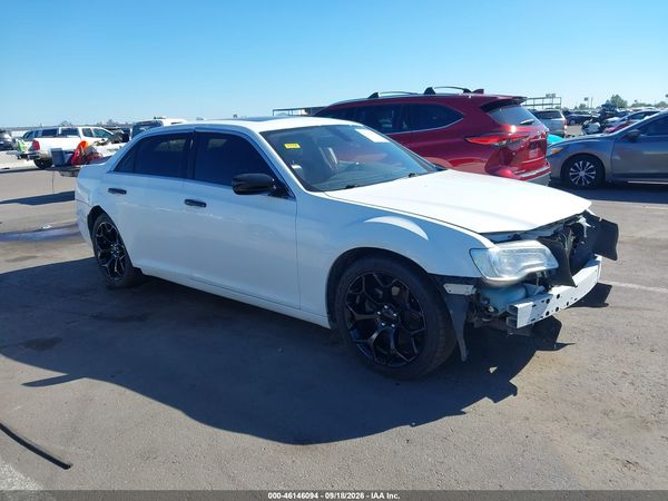 2020 CHRYSLER 300 LIMITED — I1