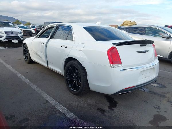 2020 CHRYSLER 300 LIMITED — I3