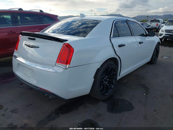 2020 CHRYSLER 300 LIMITED — I4