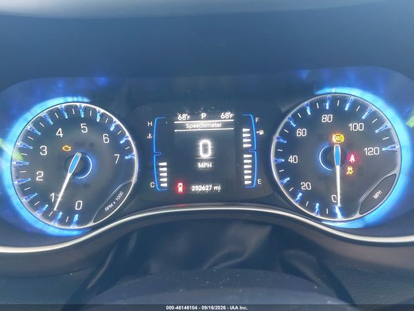 2020 CHRYSLER VOYAGER LXI — I7