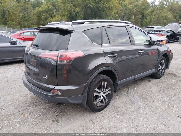 2017 TOYOTA RAV4 LE — I4