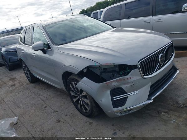 2023 VOLVO XC60 B5 PLUS BRIGHT THEME — I1