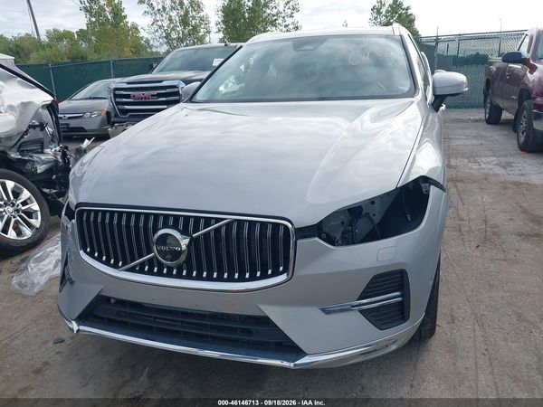 2023 VOLVO XC60 B5 PLUS BRIGHT THEME — I115