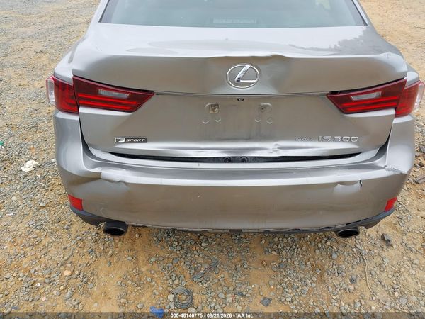 2016 LEXUS IS 300 — I6