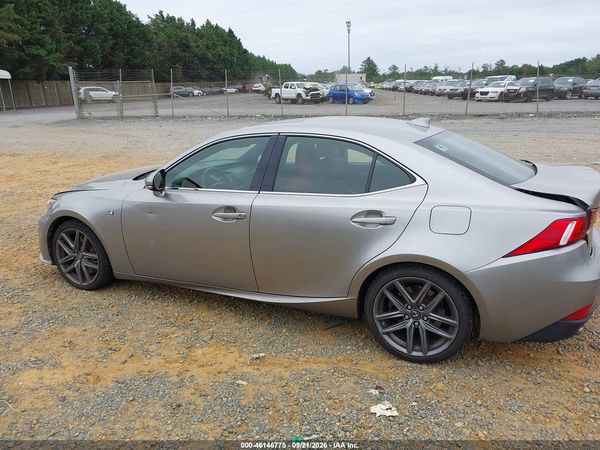 2016 LEXUS IS 300 — I117