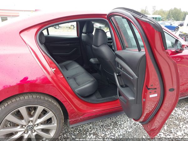2019 MAZDA MAZDA3 PREMIUM PACKAGE — I8