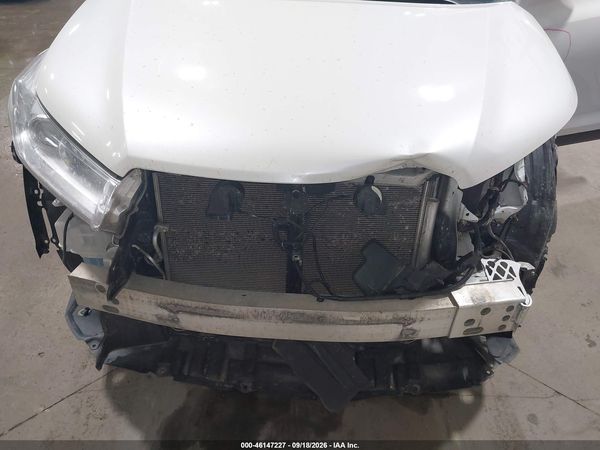 2019 TOYOTA HIGHLANDER XLE — I6