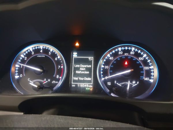 2019 TOYOTA HIGHLANDER XLE — I7