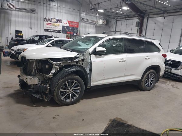 2019 TOYOTA HIGHLANDER XLE — I117