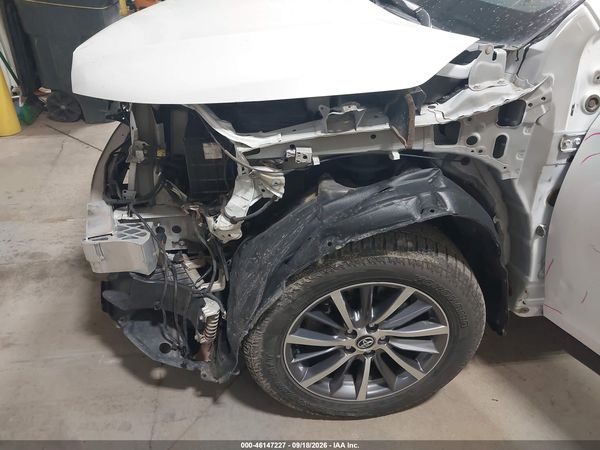 2019 TOYOTA HIGHLANDER XLE — I152