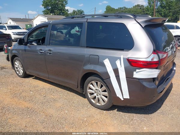2017 TOYOTA SIENNA XLE 7 PASSENGER — I3