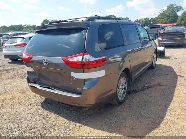 2017 TOYOTA SIENNA XLE 7 PASSENGER — I4