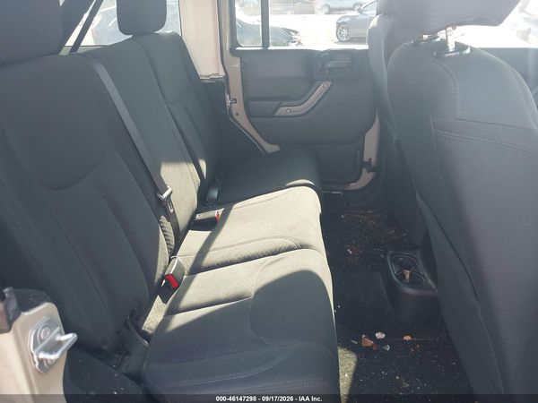 2017 JEEP WRANGLER UNLIMITED SPORT 4X4 — I8
