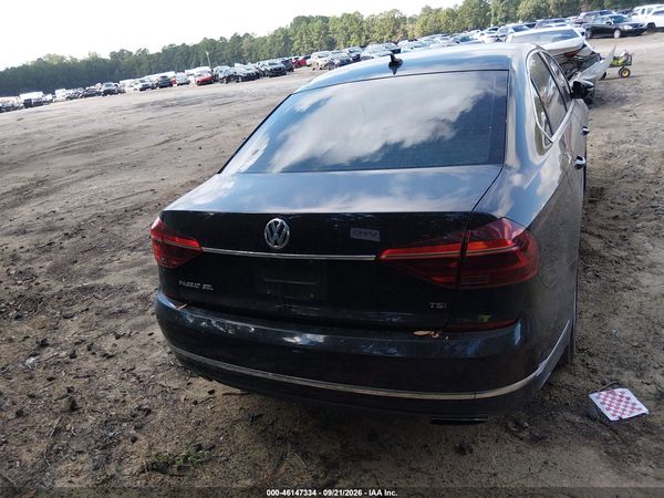 2017 VOLKSWAGEN PASSAT SEL PREMIUM — I119