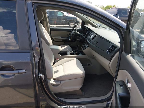 2016 KIA SEDONA LX — I5