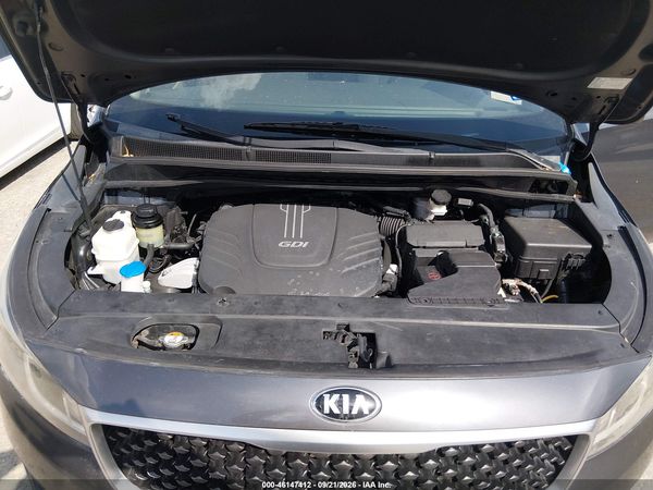 2016 KIA SEDONA LX — I10