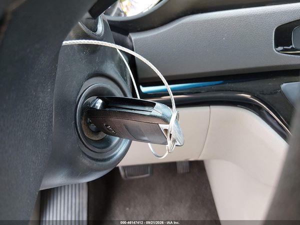 2016 KIA SEDONA LX — I11