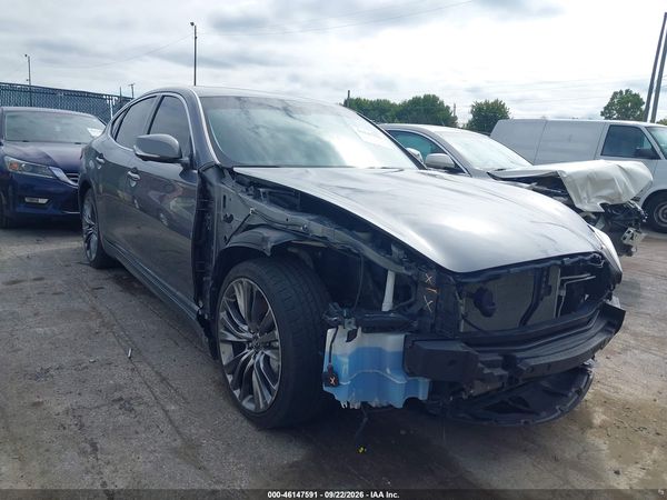 2017 INFINITI Q70 3.7X — I1