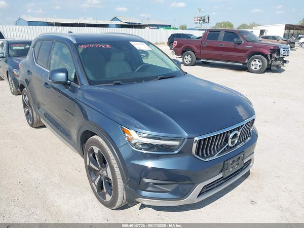 2019 VOLVO XC40 T4 INSCRIPTION — I1