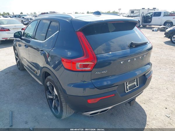 2019 VOLVO XC40 T4 INSCRIPTION — I3