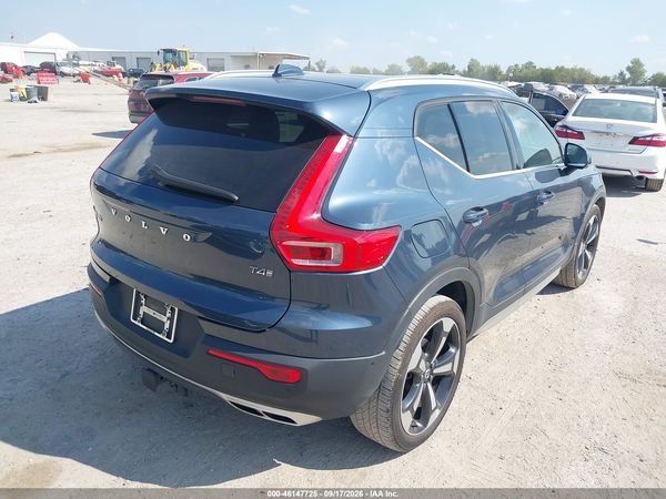 2019 VOLVO XC40 — I4