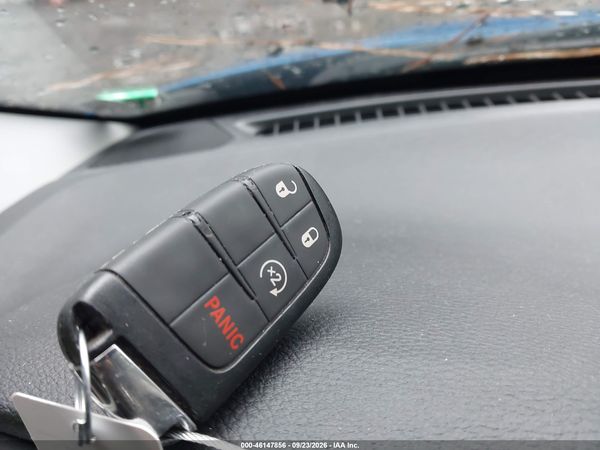 2020 JEEP COMPASS ALTITUDE 4X4 — I11