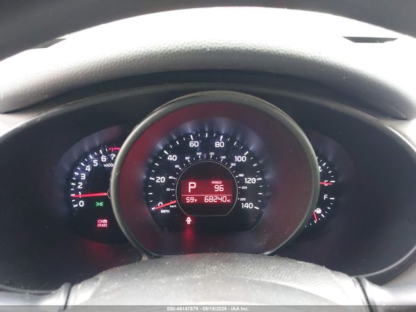 2016 KIA SOUL Plus — I7