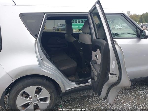 2016 KIA SOUL Plus — I8
