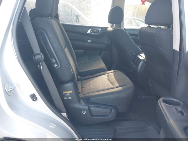 2018 NISSAN PATHFINDER S — I8