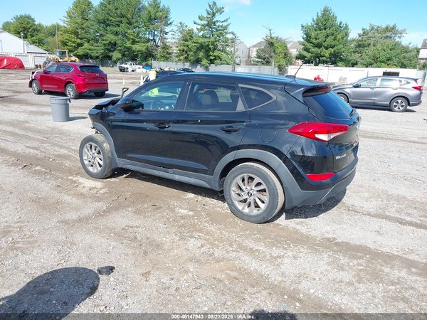 2016 HYUNDAI TUCSON SE — I3