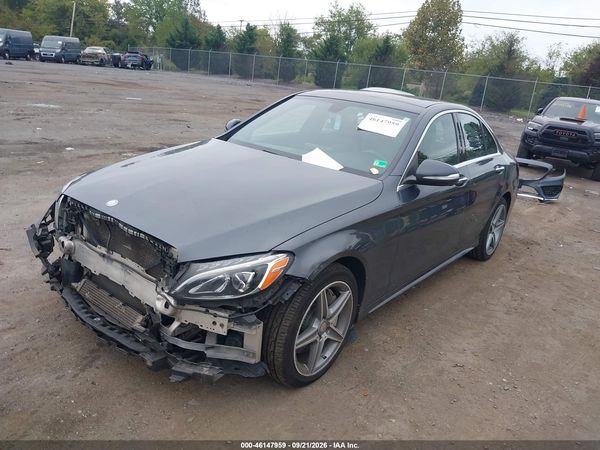 2015 MERCEDES-BENZ C 300 — I2