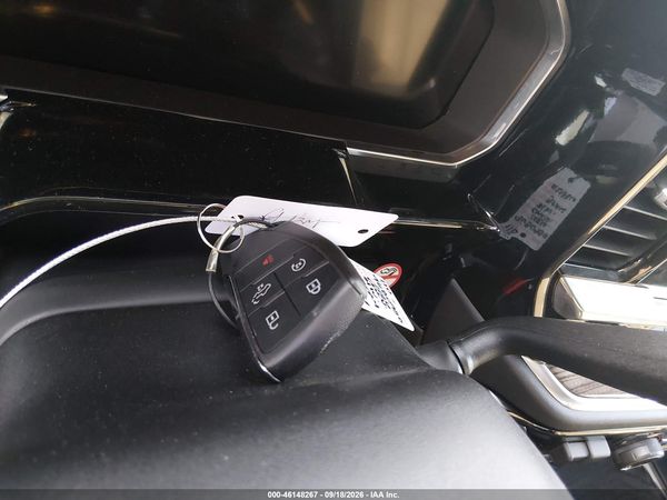2026 CHEVROLET SILVERADO 1500 4WD  STANDARD BED LT — I11