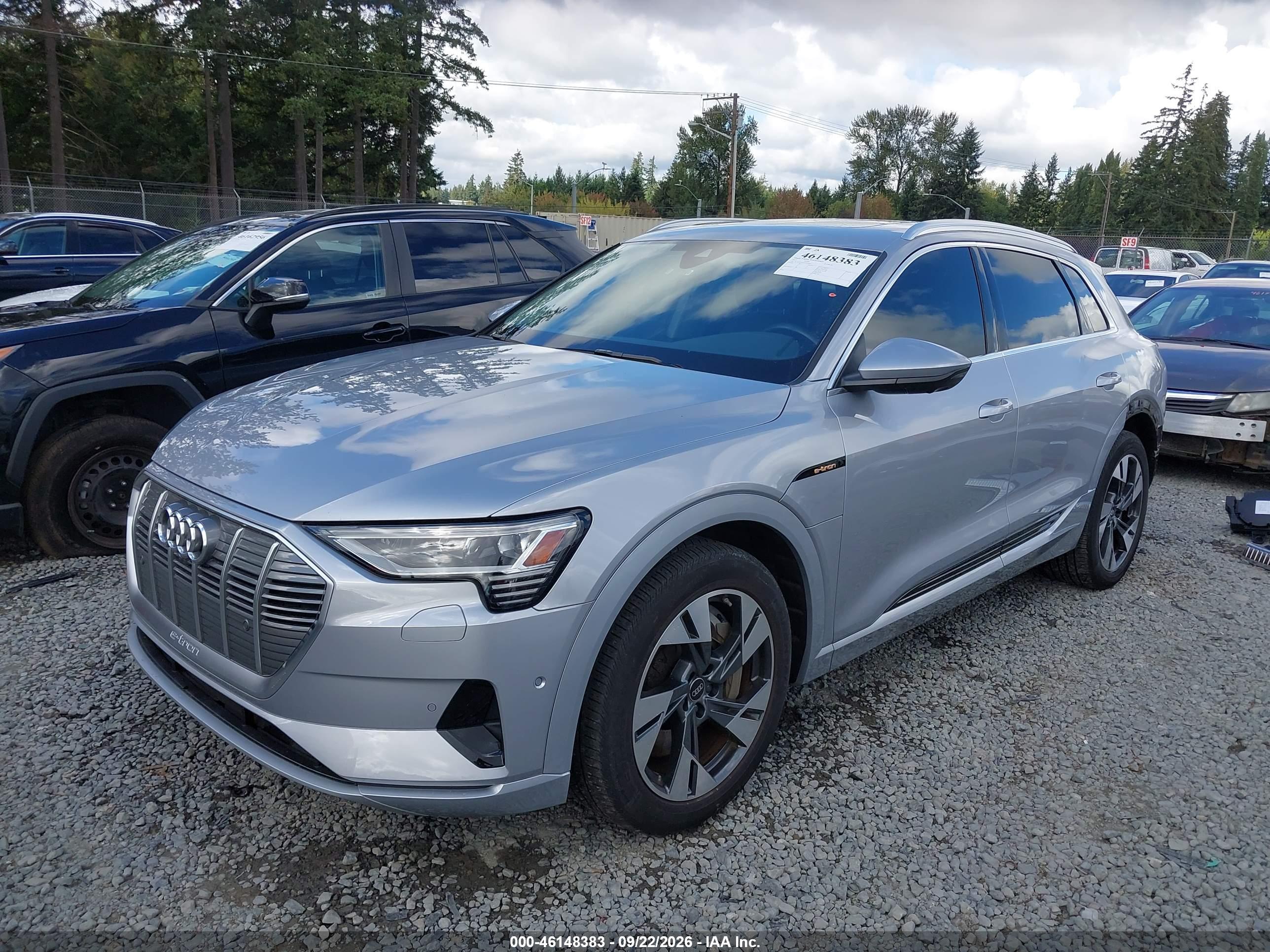 2022 AUDI E-TRON PREMIUM PLUS QUATTRO — I2