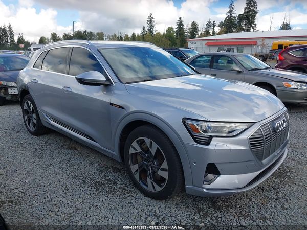 2022 AUDI E-TRON PREMIUM PLUS QUATTRO — I1