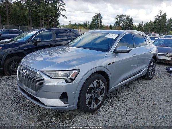 2022 AUDI E-TRON — I2