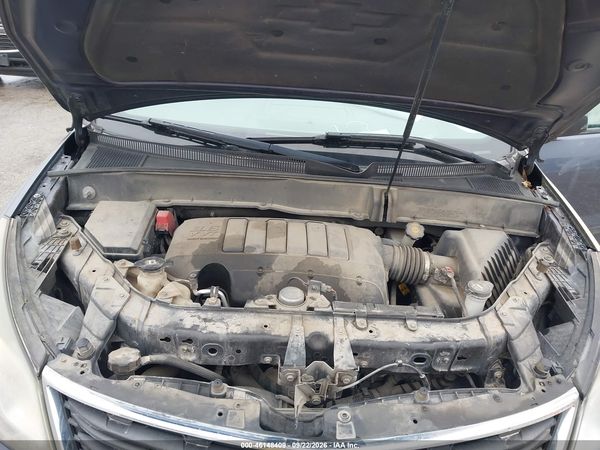 2014 CHEVROLET TRAVERSE LS — I10
