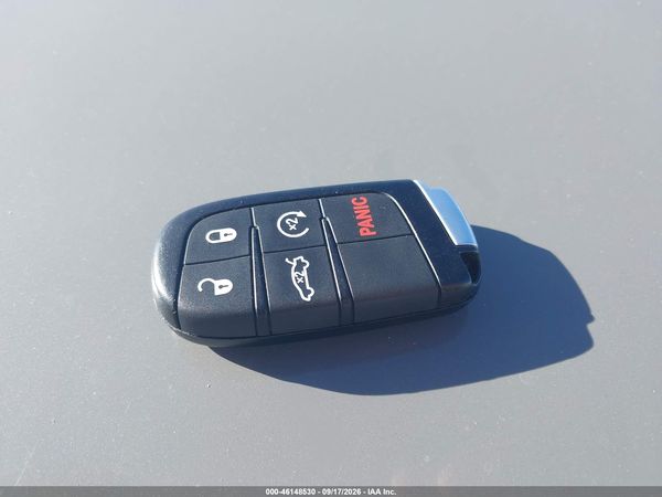 2019 DODGE CHARGER SXT RWD — I11