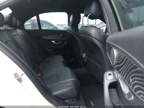2017 MERCEDES-BENZ C 300 SPORT — I8
