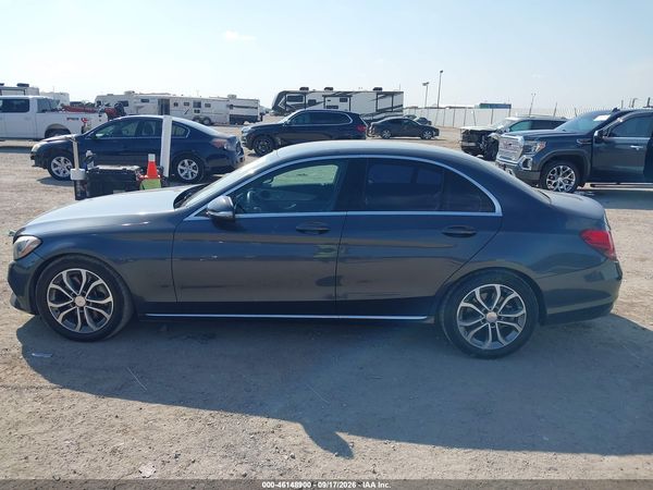 2015 MERCEDES-BENZ C 300 Base — I117