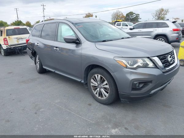 2018 NISSAN PATHFINDER SV — I1