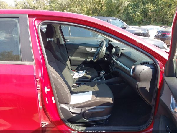 2024 KIA FORTE LXS — I5