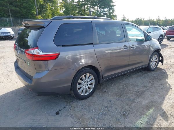 2015 TOYOTA SIENNA LE 7 PASSENGER — I4