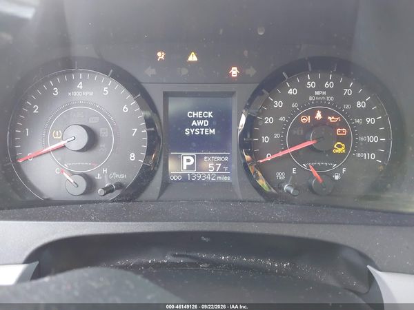 2015 TOYOTA SIENNA LE 7 PASSENGER — I7