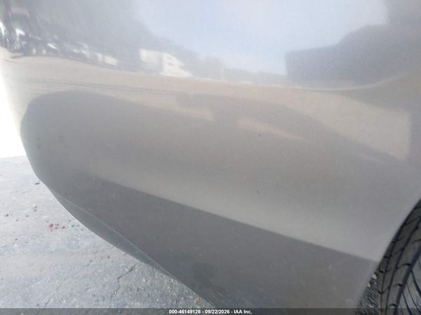 2015 TOYOTA SIENNA LE 7 PASSENGER — I154