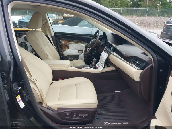 2017 LEXUS ES 350 — I5