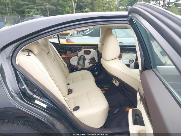 2017 LEXUS ES 350 — I8