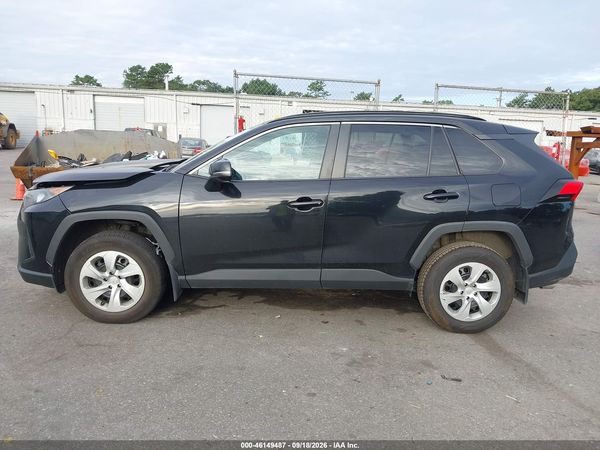 2021 TOYOTA RAV4 LE — I117