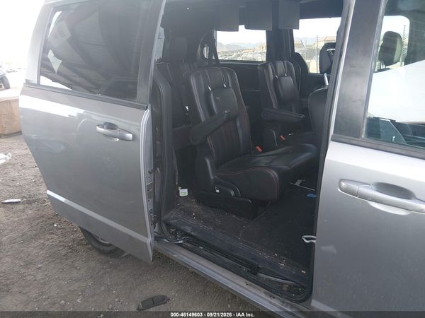2018 DODGE GRAND CARAVAN GT — I8